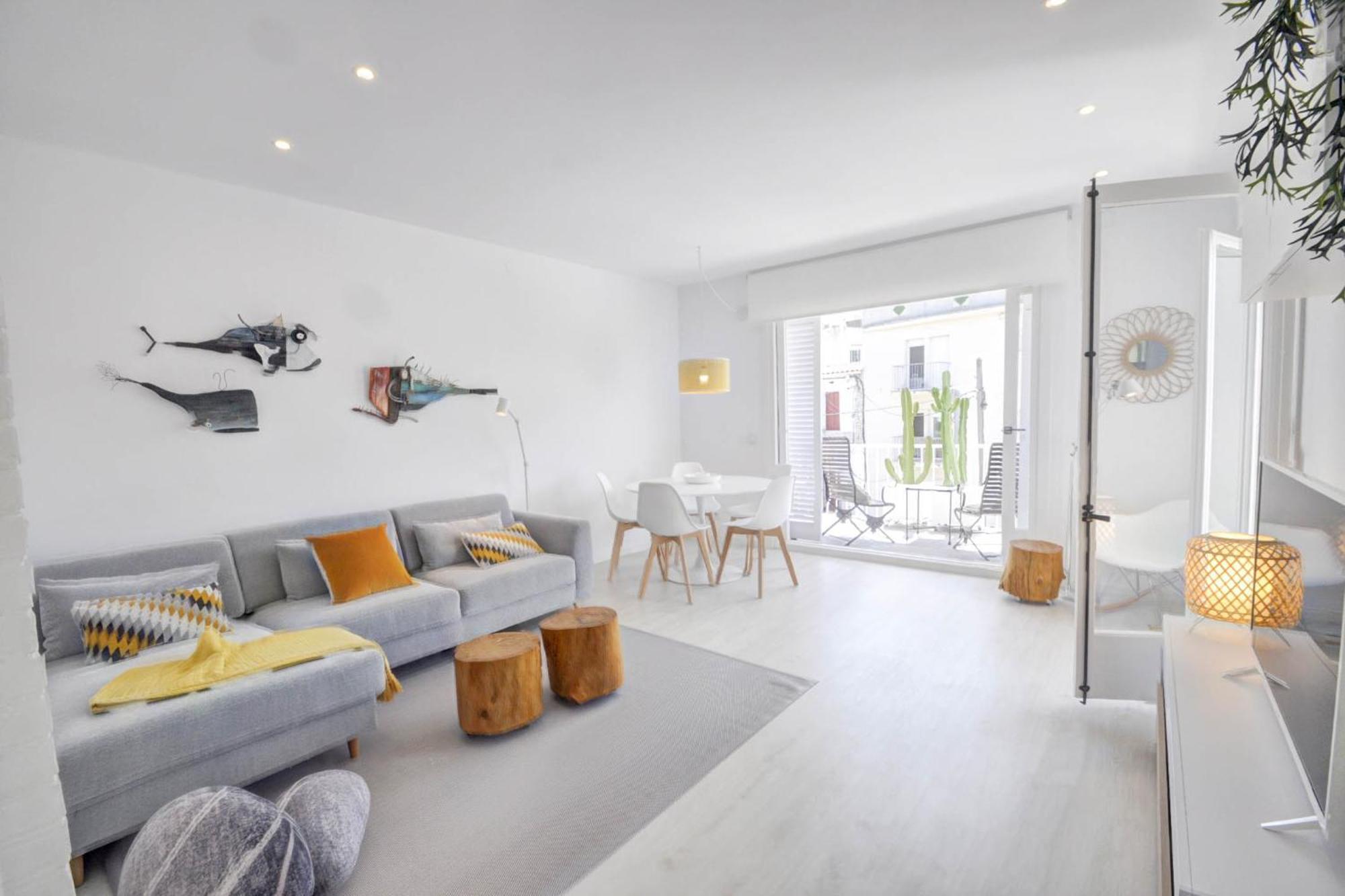 The Luxor Apartment By Hello Homes Σίτζες Εξωτερικό φωτογραφία