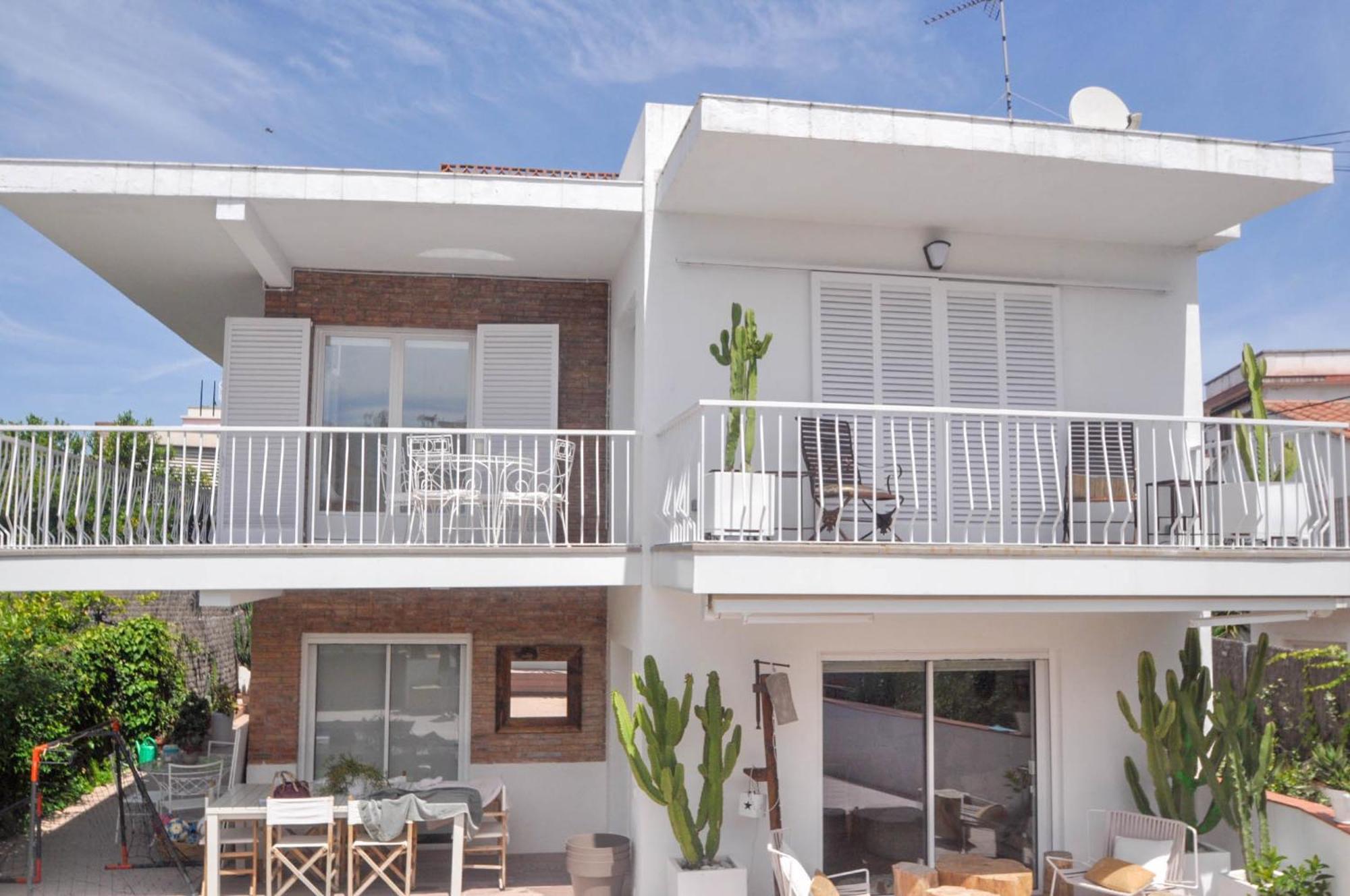 The Luxor Apartment By Hello Homes Σίτζες Εξωτερικό φωτογραφία